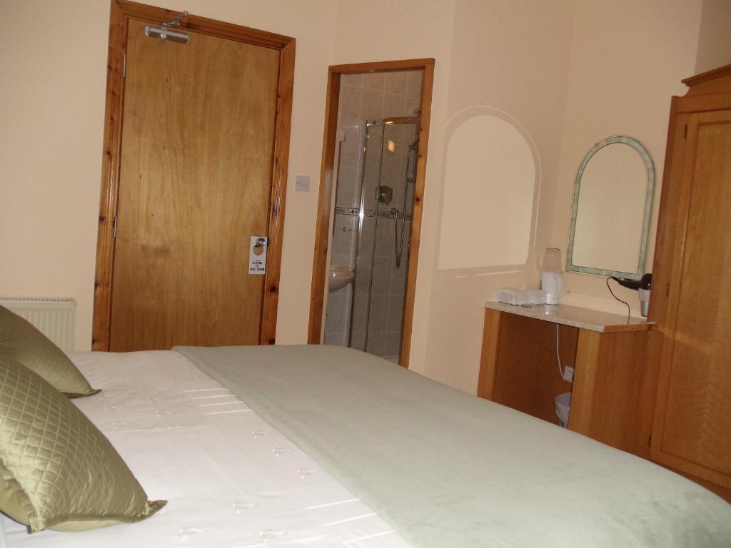 Bunratty Arms B&B Room photo